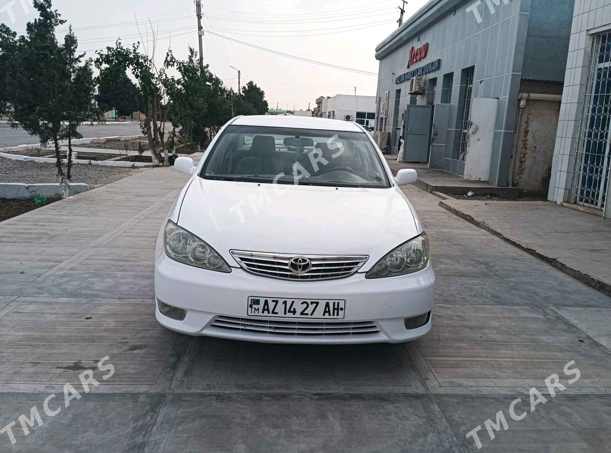Toyota Camry 2002 - 150 000 TMT - Sarahs - img 3