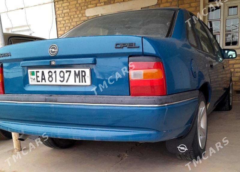 Opel Vectra 1992 - 30 000 TMT - Байрамали - img 2