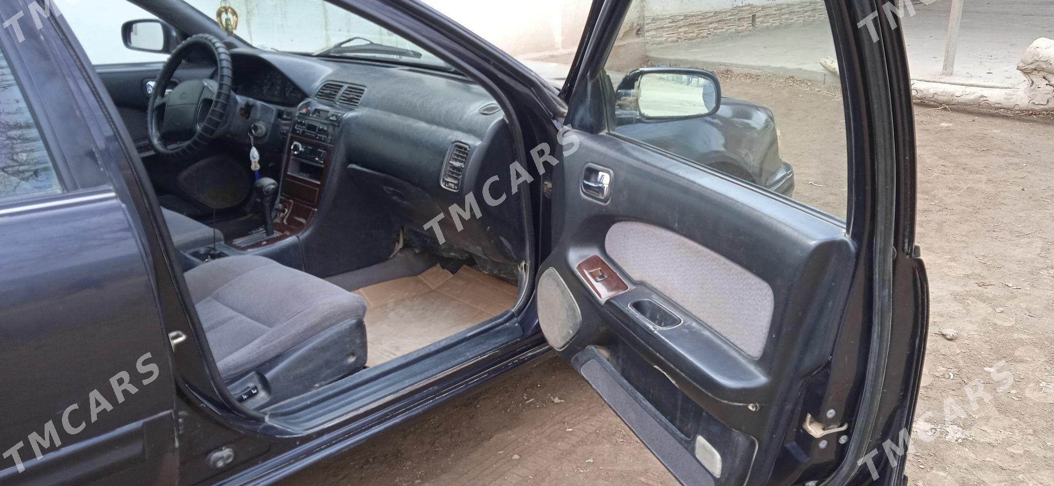 Nissan Cefiro 1994 - 40 000 TMT - Акдепе - img 6