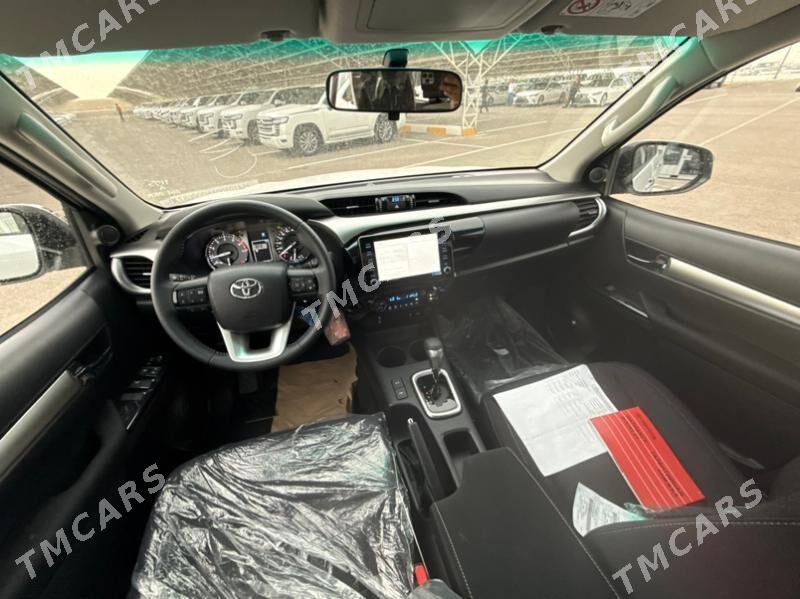 Toyota Hilux 2024 - 730 000 TMT - Ашхабад - img 10