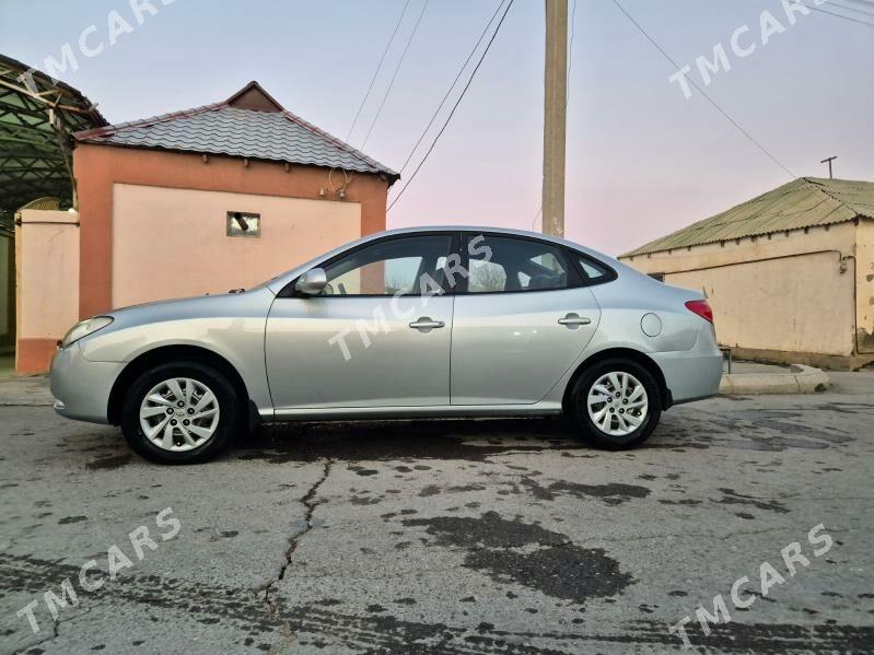 Hyundai Elantra 2010 - 110 000 TMT - Гёкдже - img 5