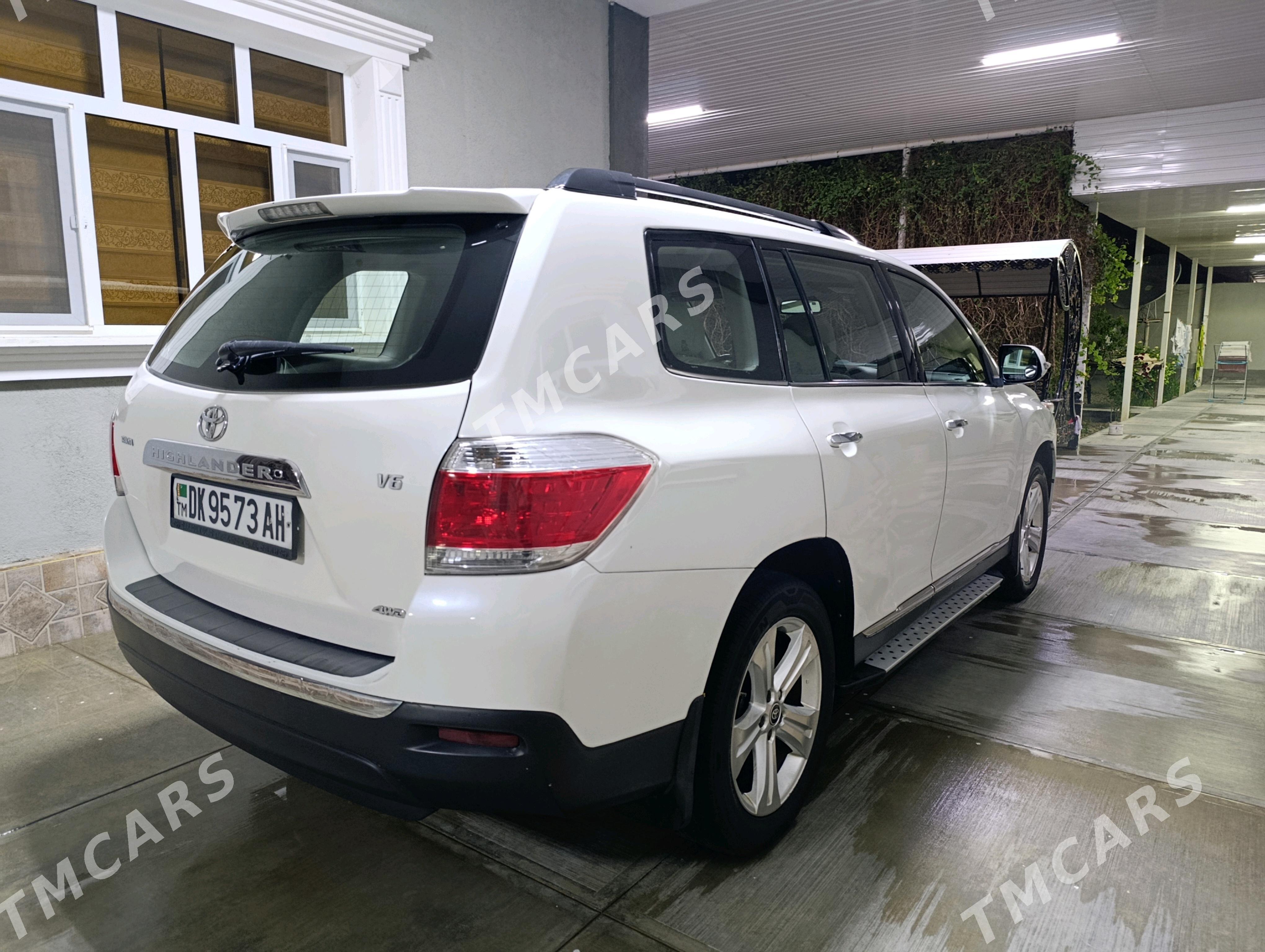 Toyota Highlander 2011 - 287 000 TMT - Гёкдепе - img 4