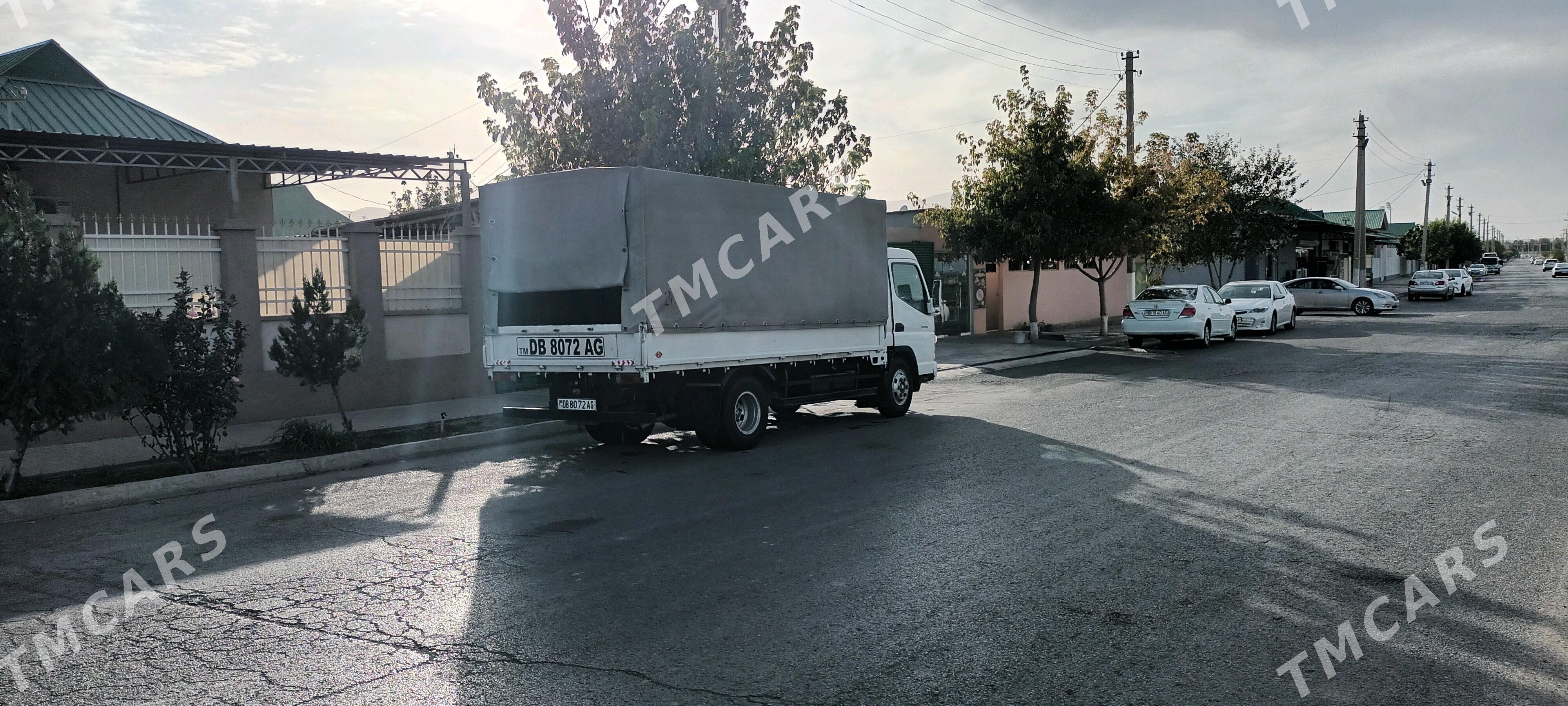 Mitsubishi Canter 2015 - 400 000 TMT - Büzmeýin - img 3