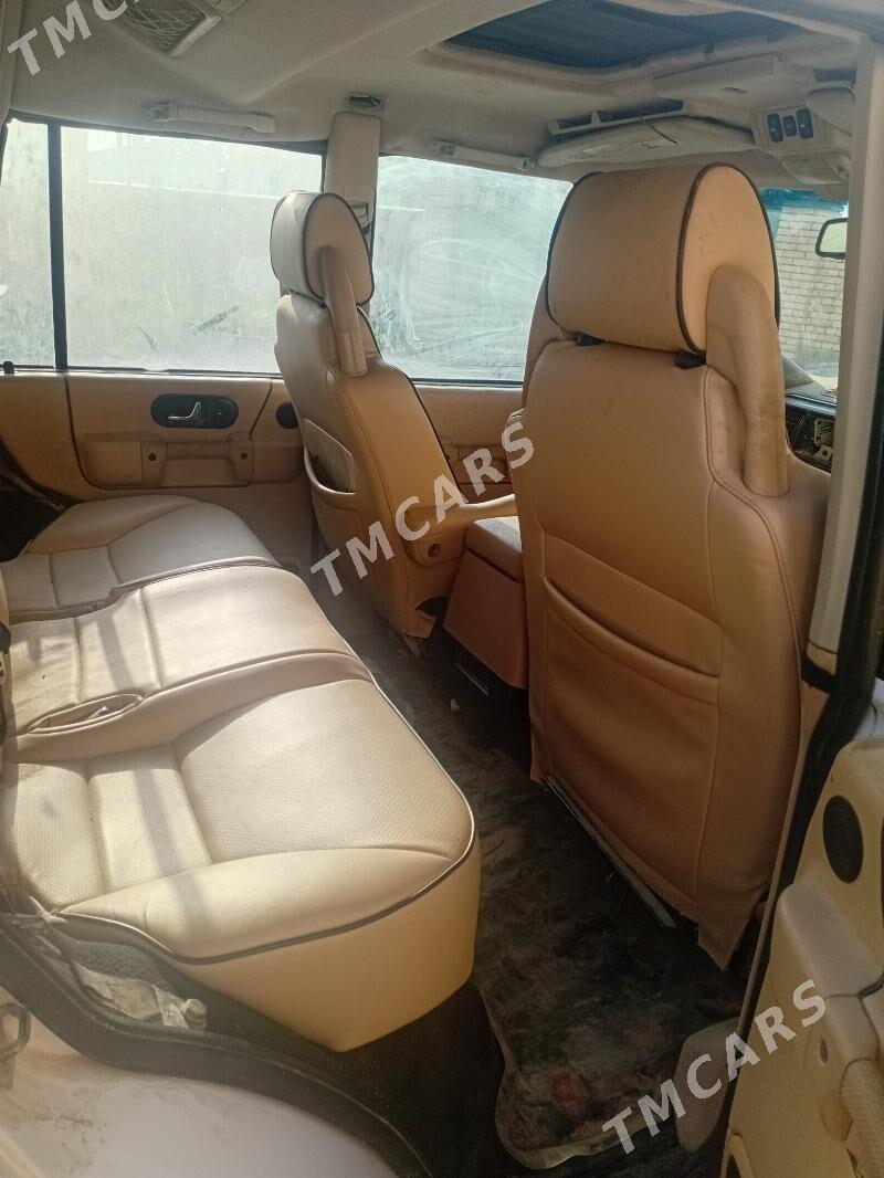 Land Rover Discovery 2004 - 75 000 TMT - Kaka - img 2