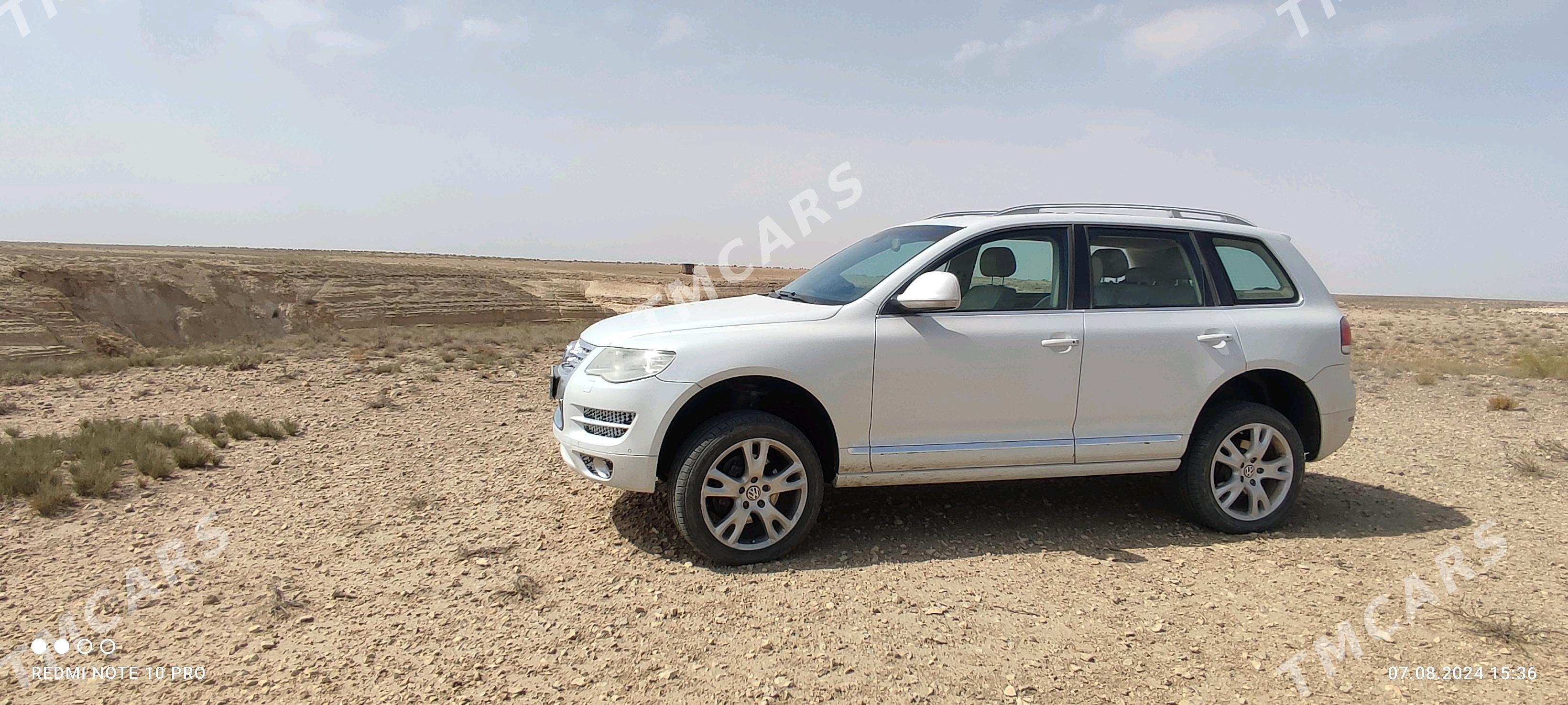 Volkswagen Touareg 2009 - 300 000 TMT - Howdan "B" - img 2