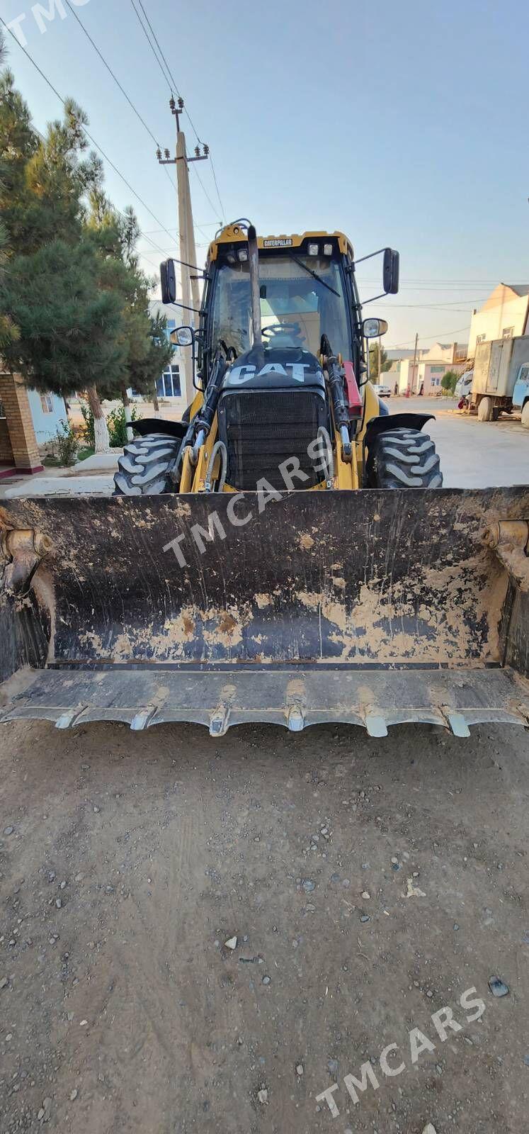 JCB 4CX ECO 2012 - 600 000 TMT - Халач - img 2