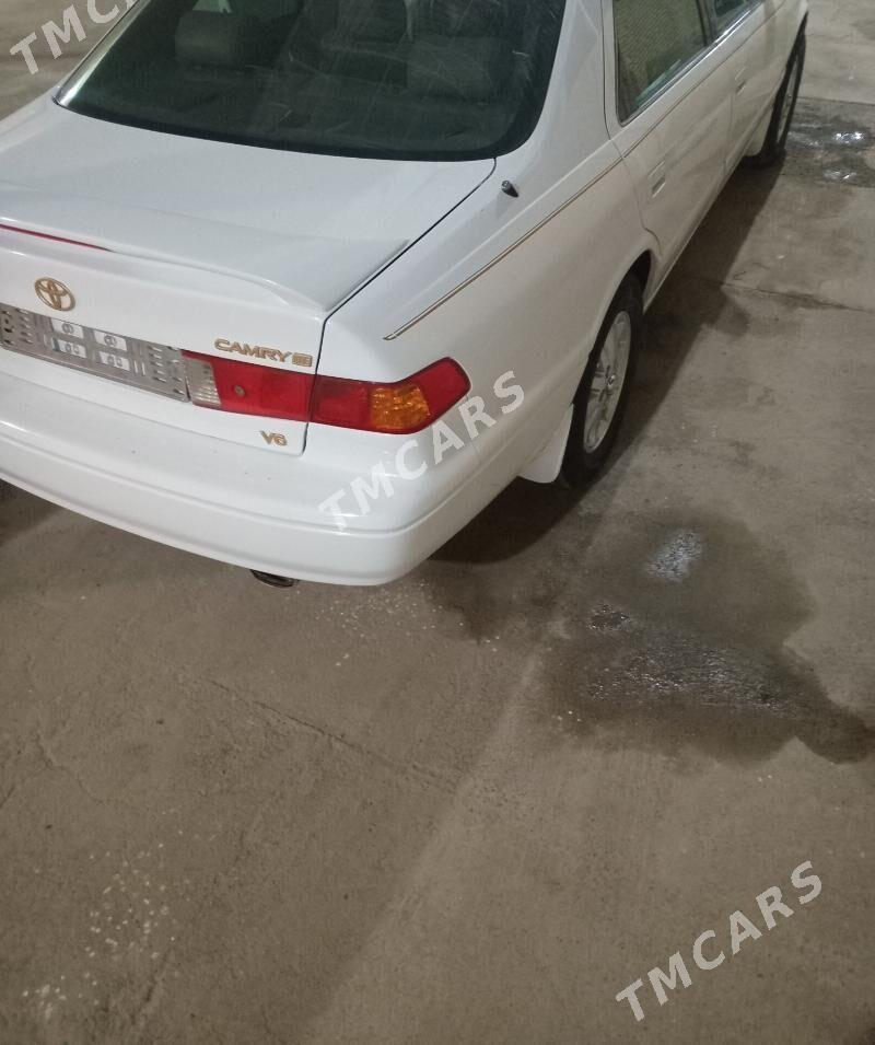 Toyota Camry 1998 - 150 000 TMT - Baýramaly - img 3