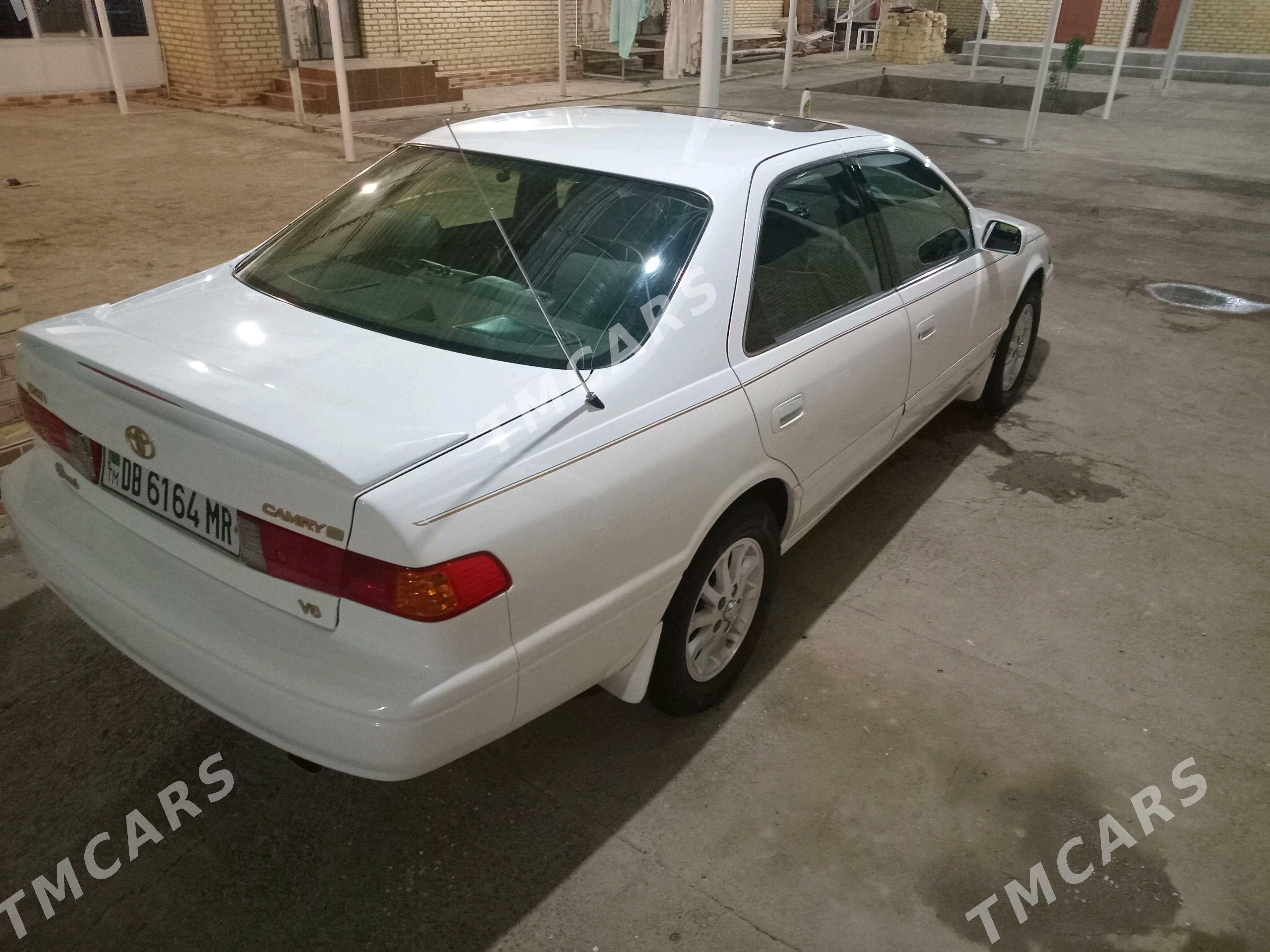 Toyota Camry 1998 - 150 000 TMT - Baýramaly - img 7