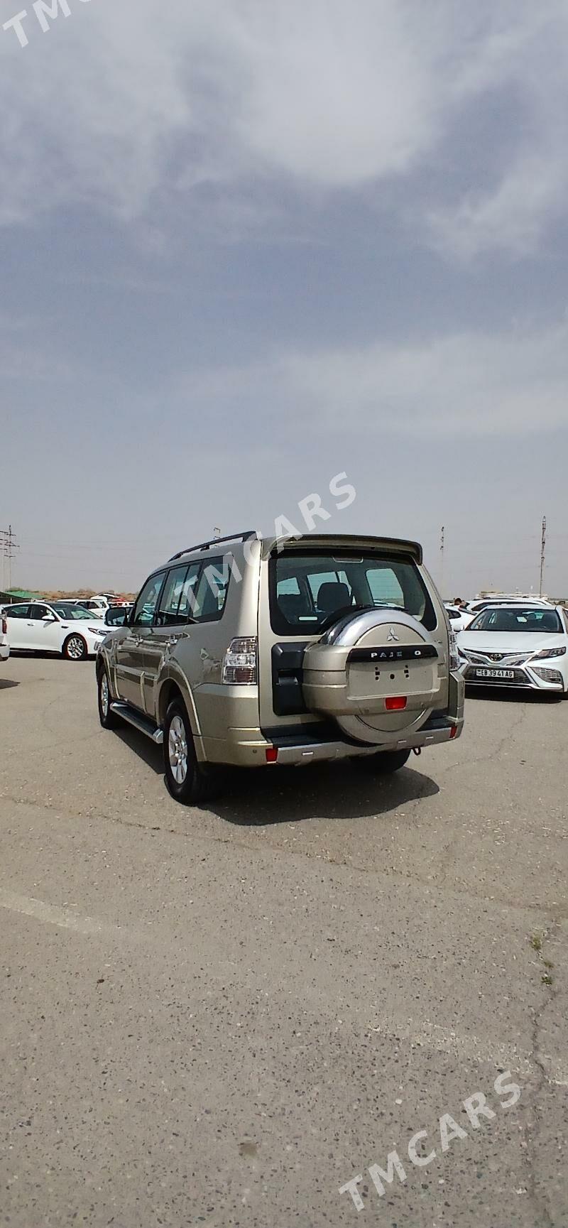 Mitsubishi Pajero 2013 - 245 000 TMT - Aşgabat - img 8