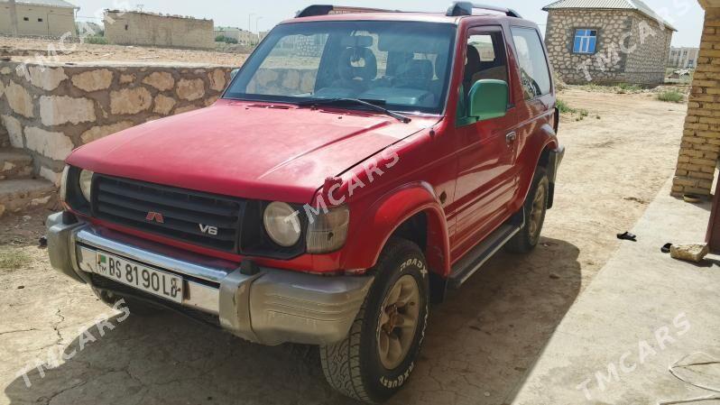 Mitsubishi Pajero 1993 - 35 000 TMT - Dostluk - img 2
