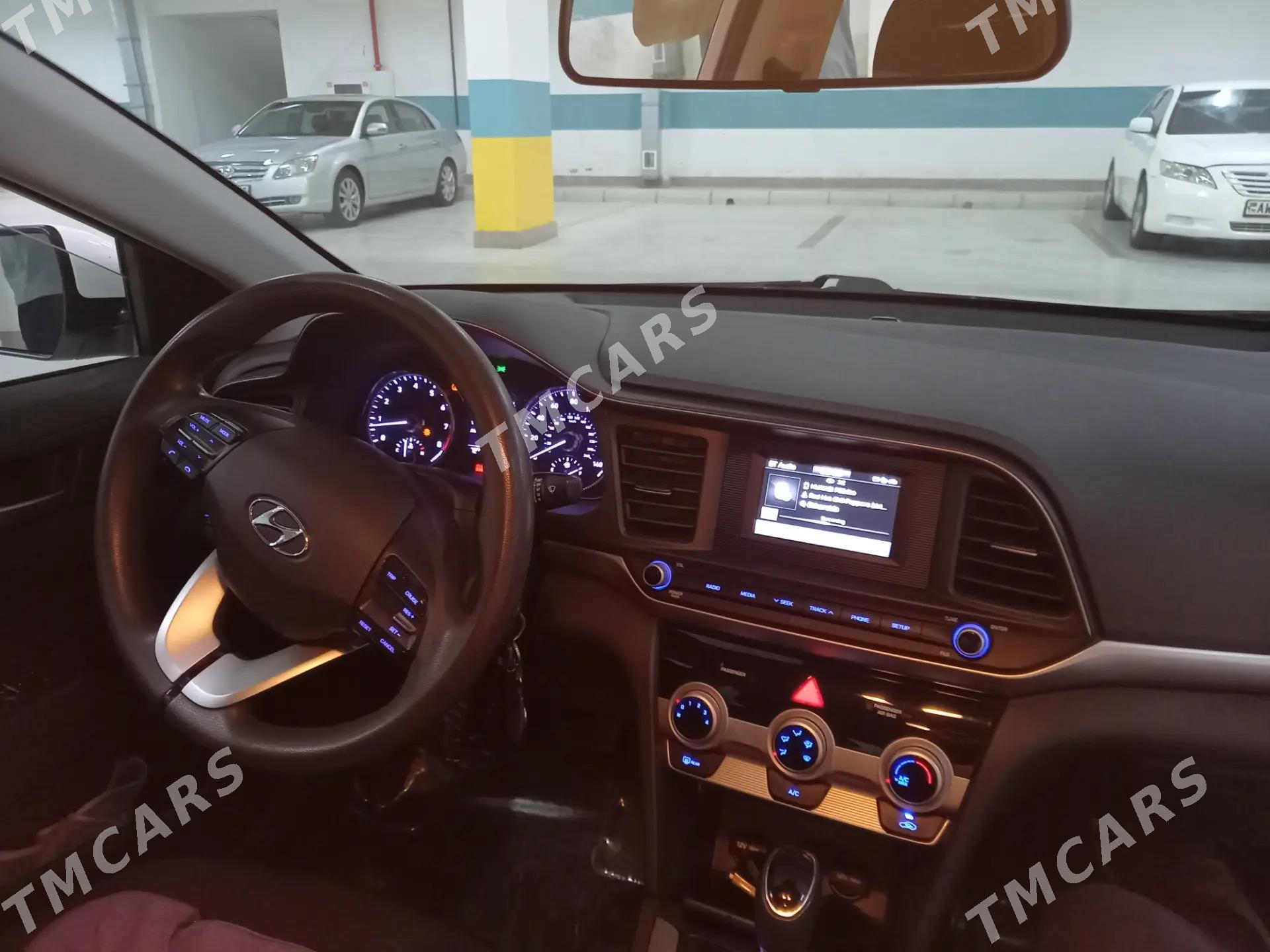 Hyundai Elantra 2018 - 220 000 TMT - Ашхабад - img 7
