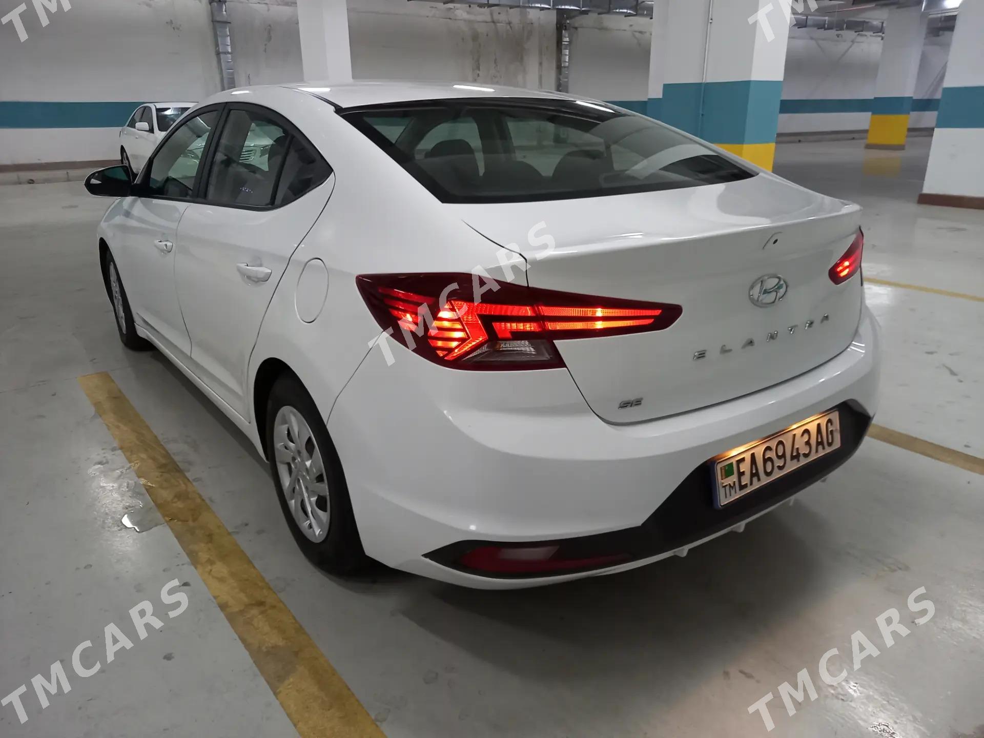 Hyundai Elantra 2018 - 220 000 TMT - Ашхабад - img 2