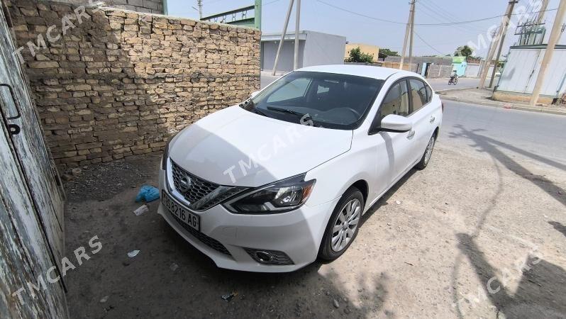 Nissan Sentra 2017 - 135 000 TMT - Büzmeýin - img 4