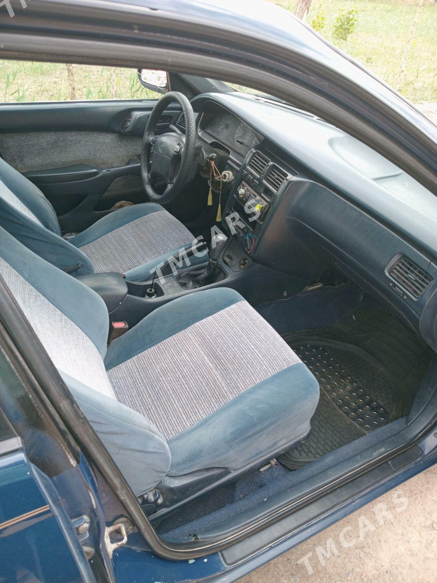 Toyota Carina 1994 - 70 000 TMT - Gubadag - img 3