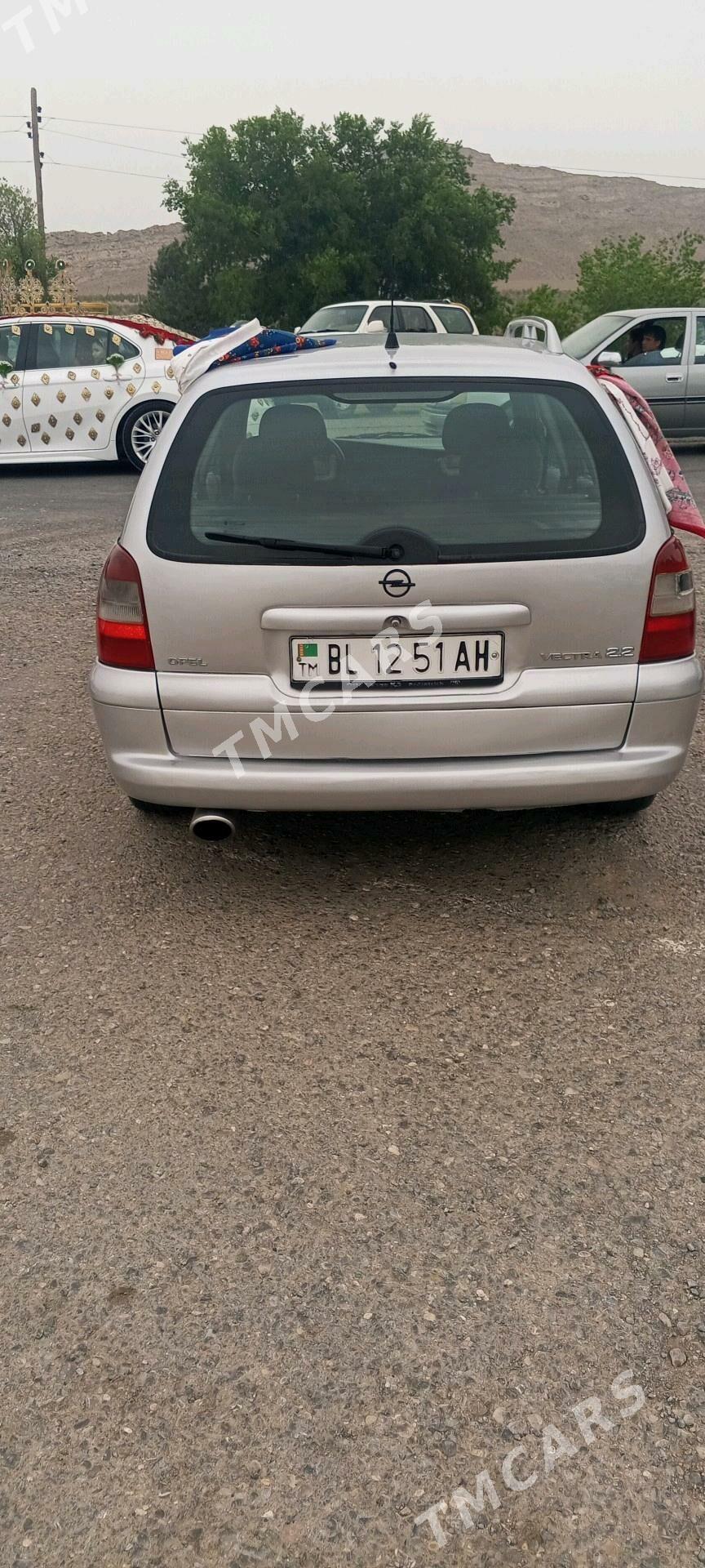 Opel Vectra 1998 - 50 000 TMT - Bäherden - img 2