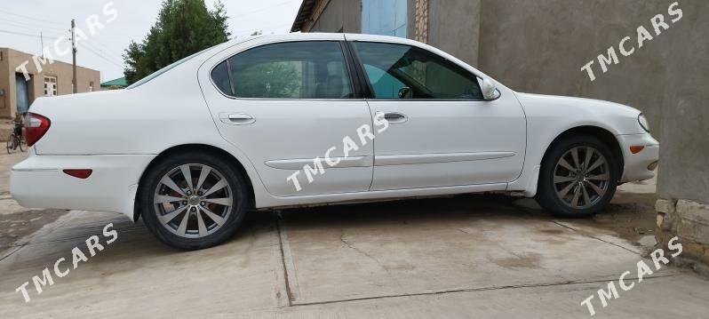 Infiniti I30 2000 - 70 000 TMT - Daşoguz - img 4