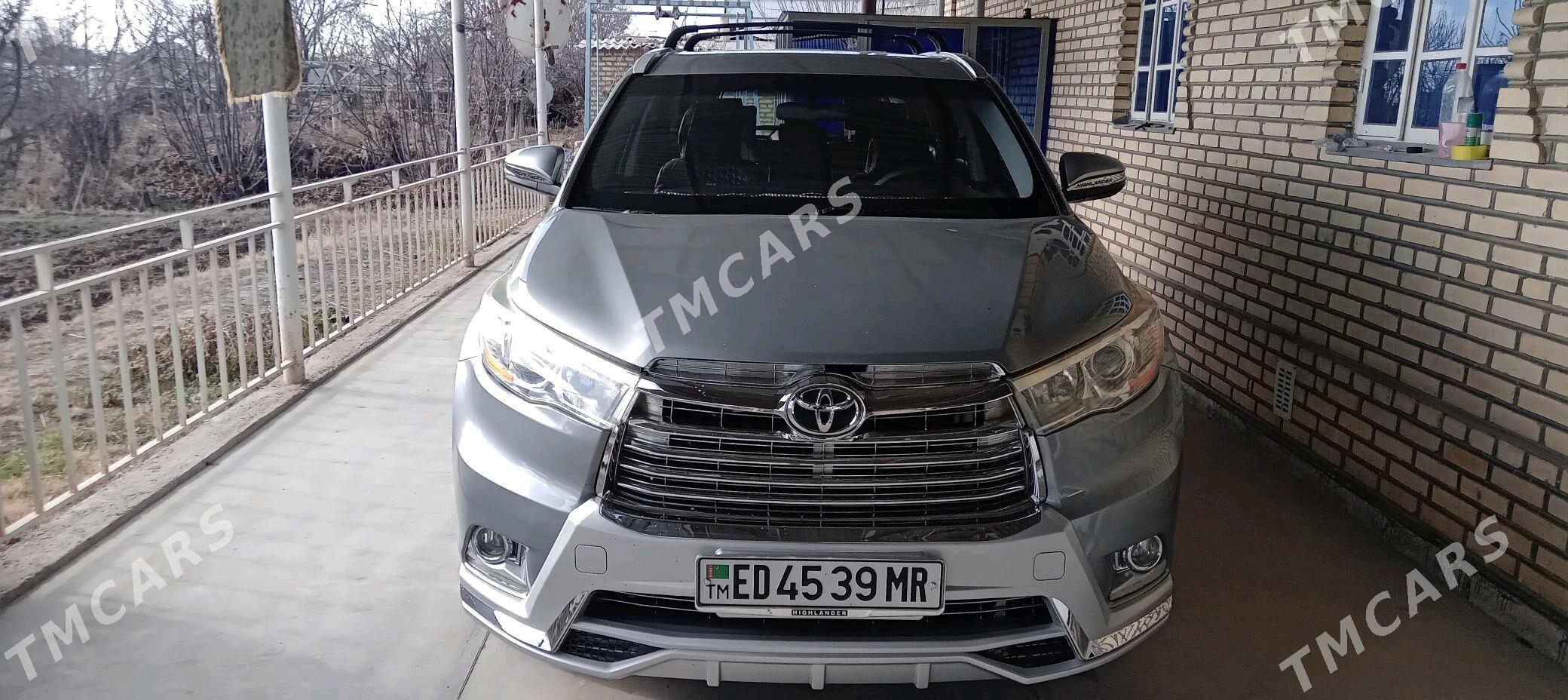 Toyota Highlander 2014 - 340 000 TMT - Мары - img 2