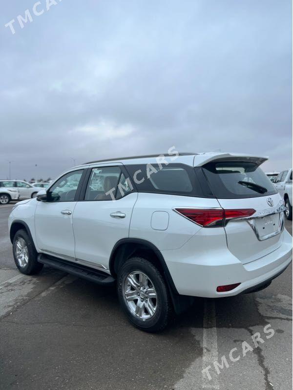 Toyota Fortuner 2024 - 689 500 TMT - Ашхабад - img 2