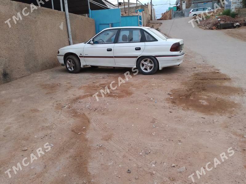 Opel Astra 1992 - 35 000 TMT - Туркменбаши - img 3