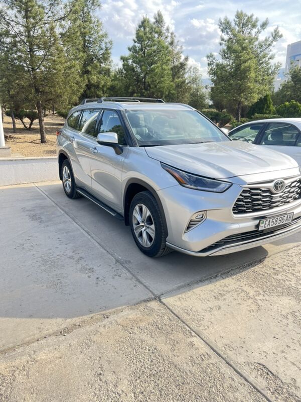 Toyota Highlander 2021 - 500 000 TMT - Бахарден - img 7