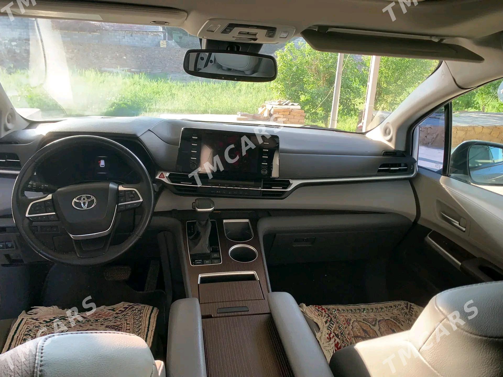 Toyota Sienna 2021 - 490 000 TMT - Койтендаг - img 4