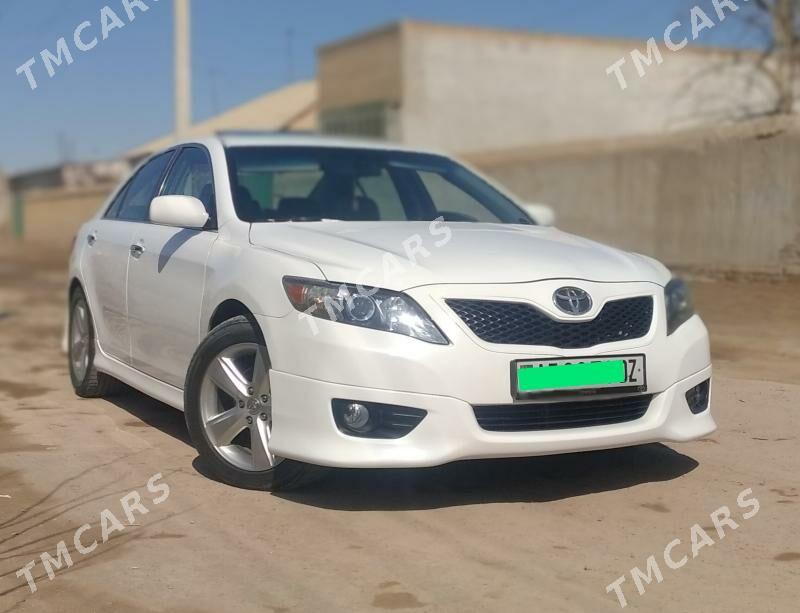 Toyota Camry 2010 - 213 000 TMT - Daşoguz - img 2