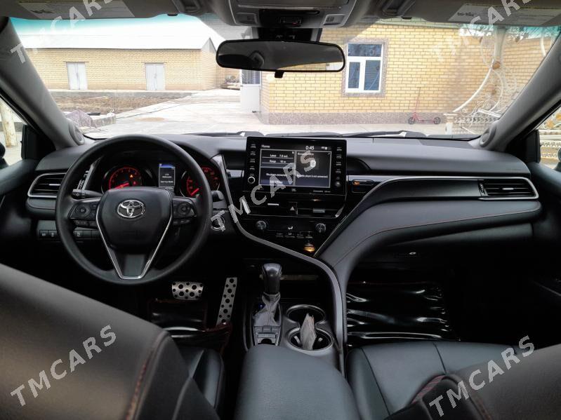 Toyota Camry 2021 - 380 000 TMT - Мары - img 6