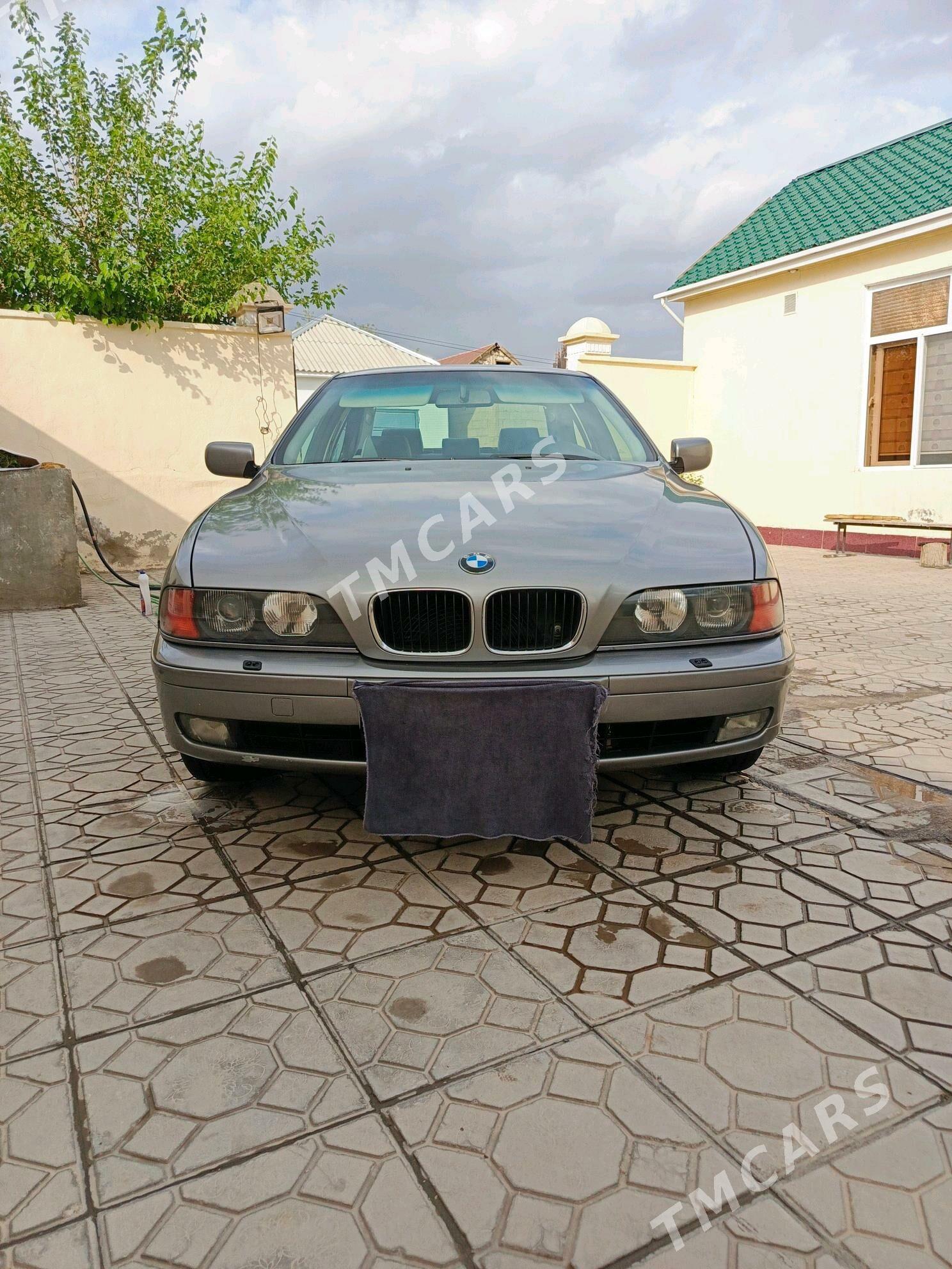 BMW E39 1997 - 90 000 TMT - Balkanabat - img 3