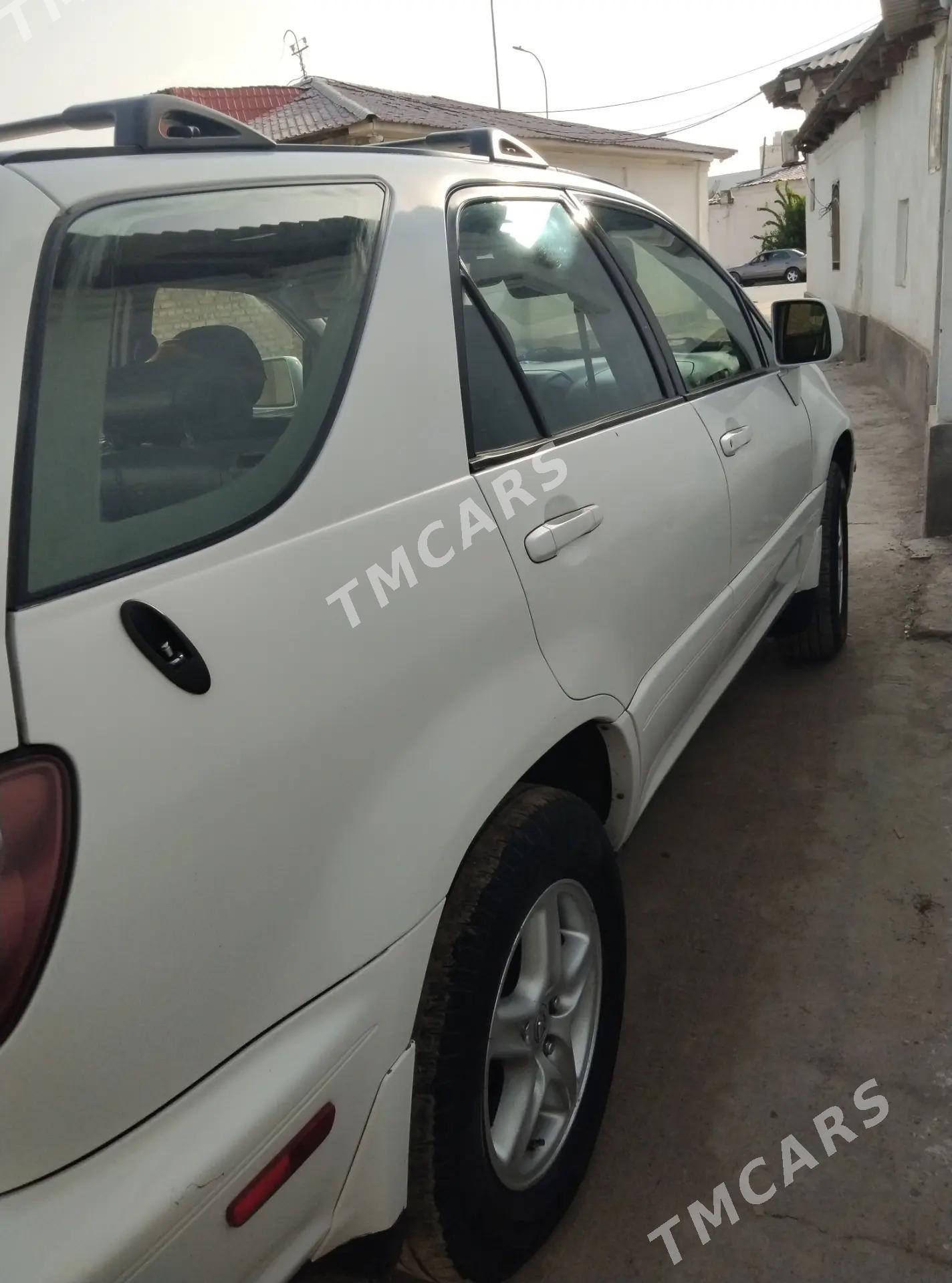 Lexus RX 300 2000 - 158 000 TMT - Халач - img 2