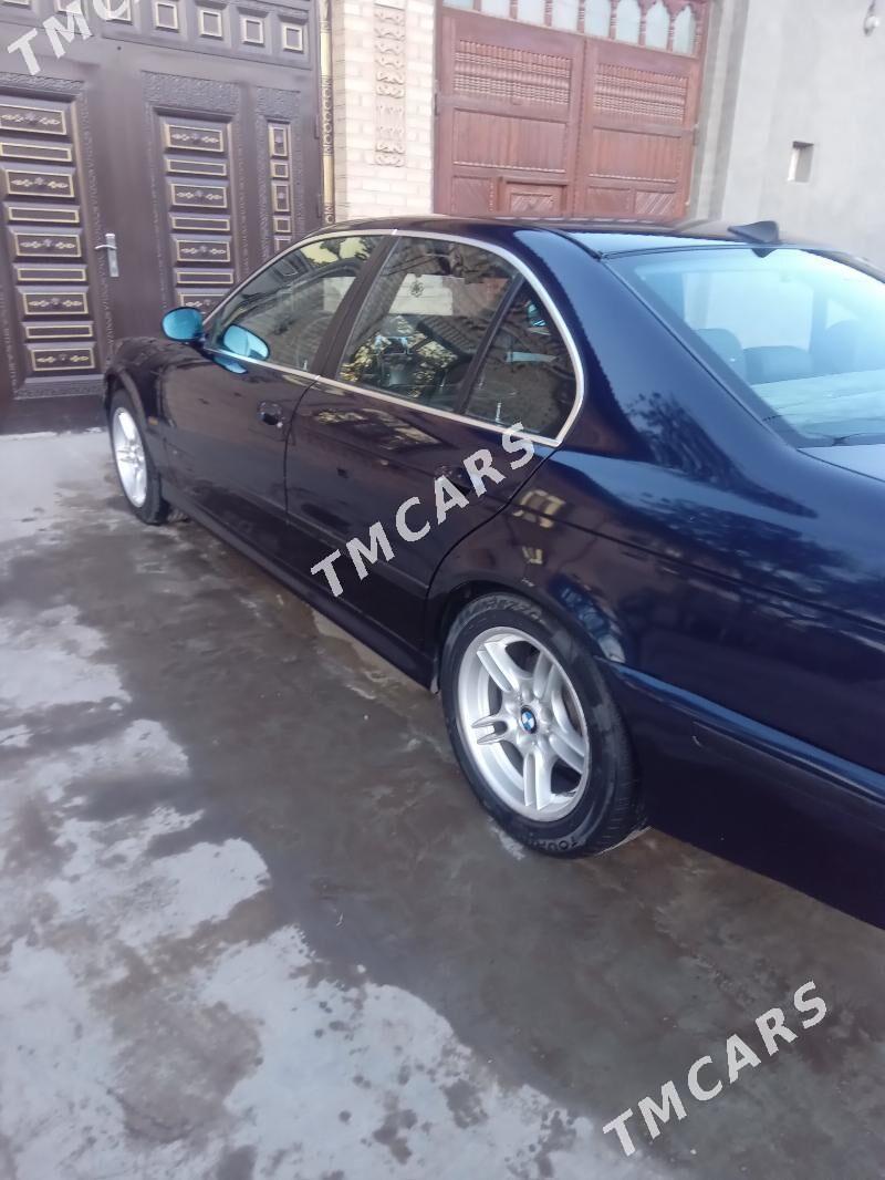 BMW 540 2001 - 110 000 TMT - Дашогуз - img 2