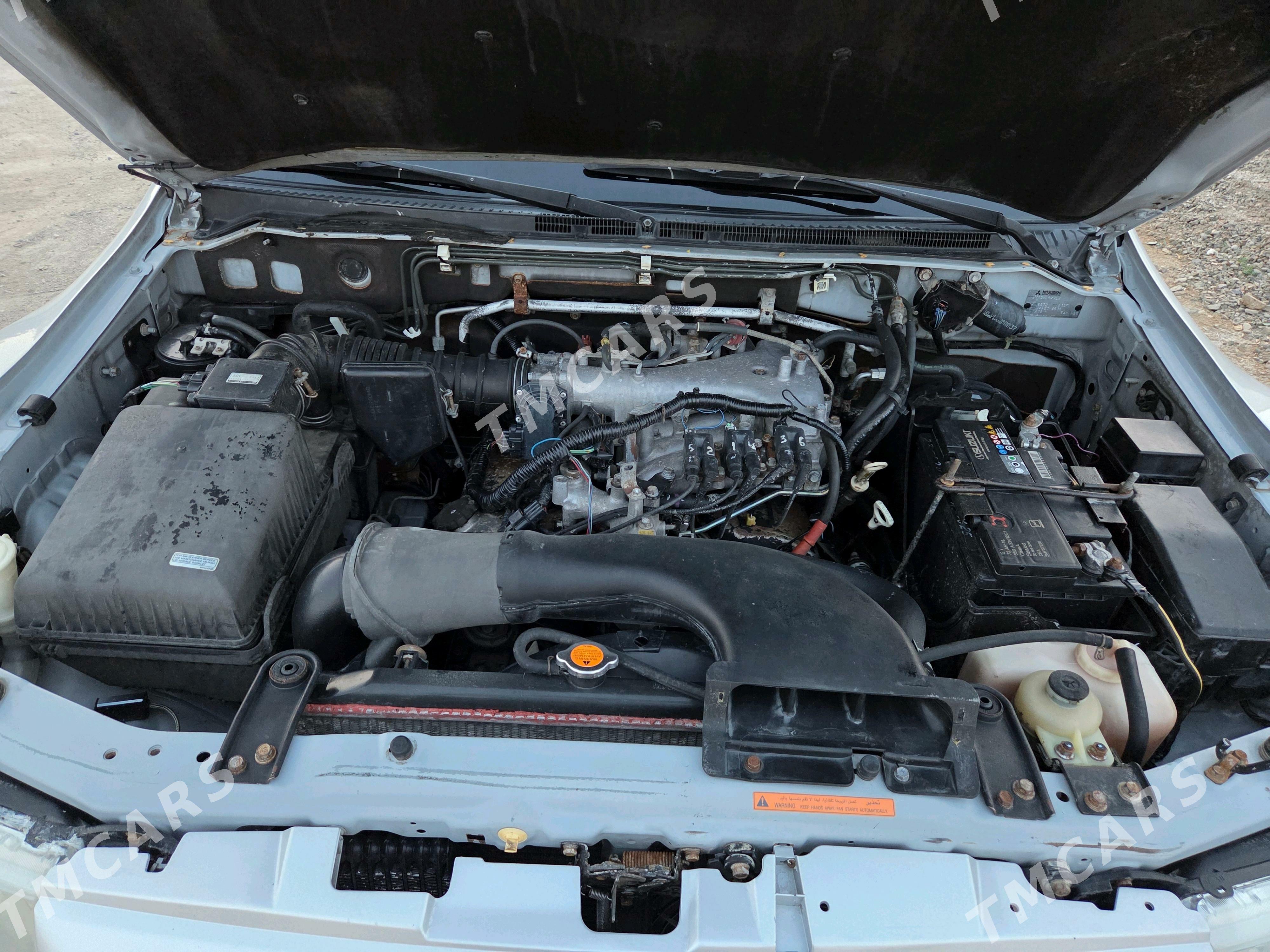 Mitsubishi Pajero 2004 - 135 000 TMT - Türkmenbaşy - img 4