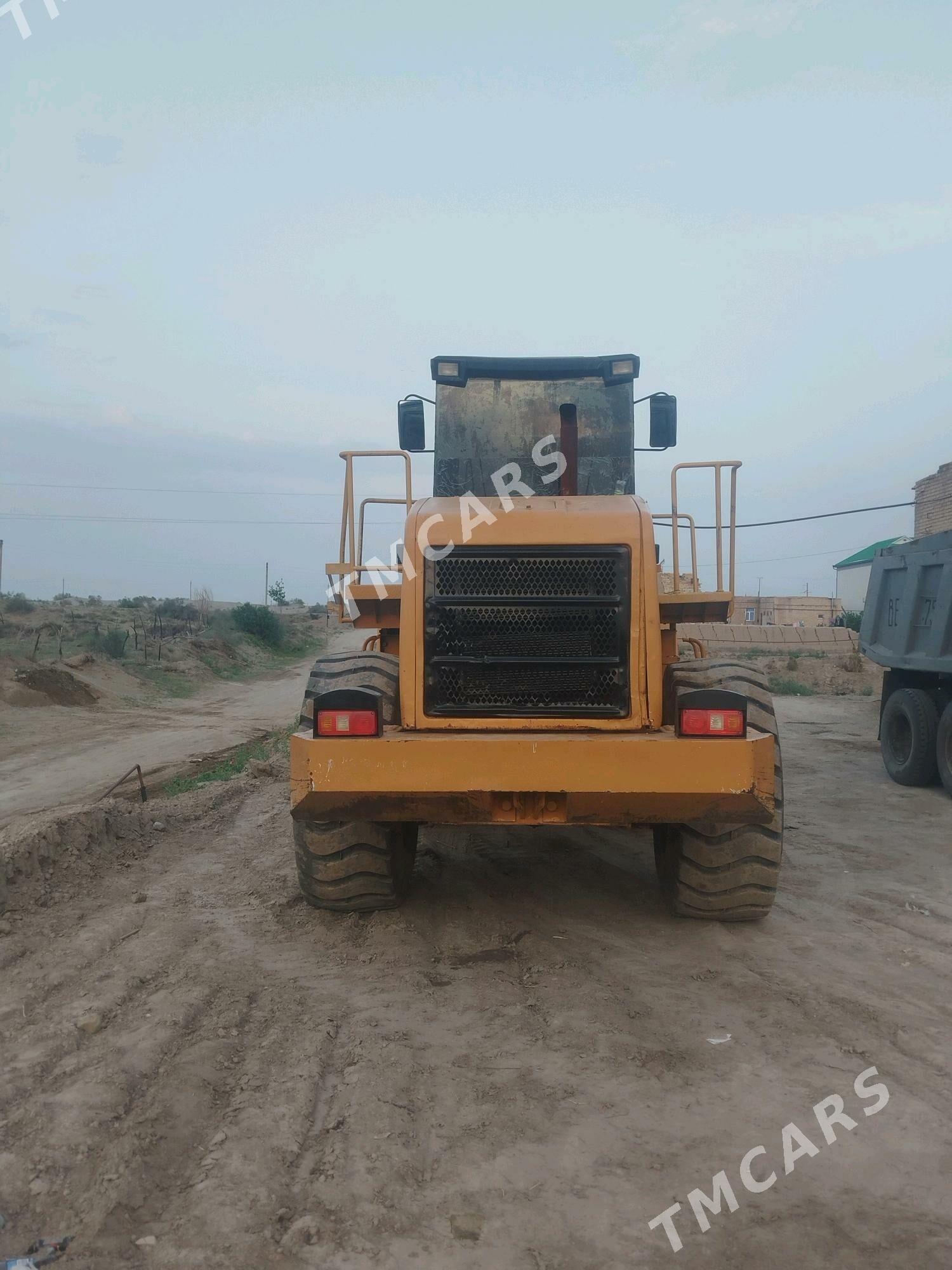 Lugong LG938 2013 - 500 000 TMT - Фарап - img 3