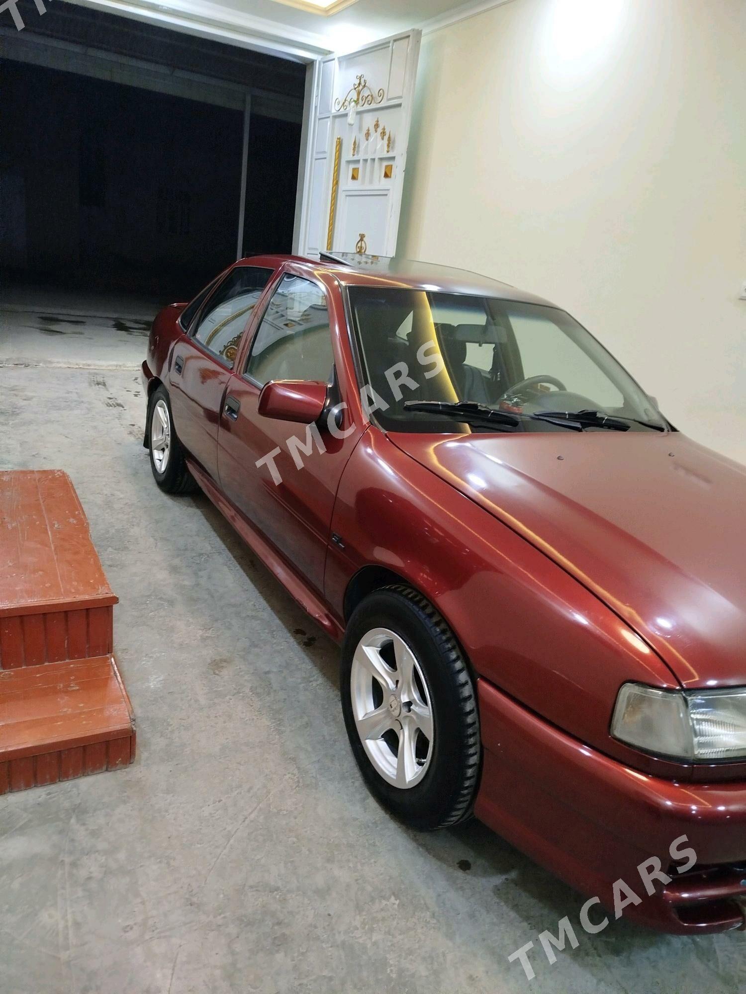 Opel Vectra 1994 - 50 000 TMT - Чарджоу - img 6