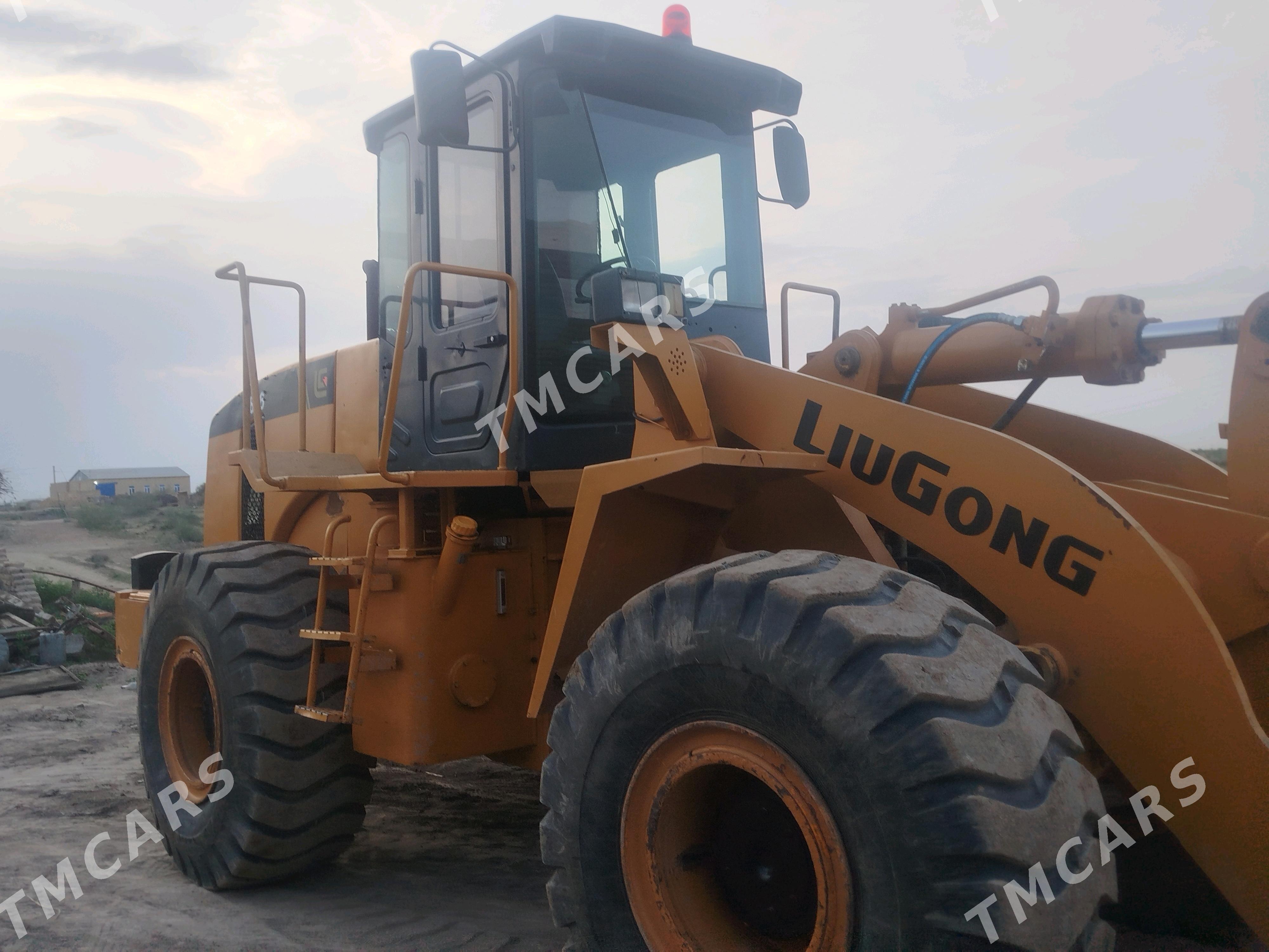 Lugong LG938 2013 - 500 000 TMT - Фарап - img 4