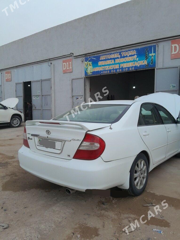 Toyota Camry 2002 - 150 000 TMT - Мары - img 2