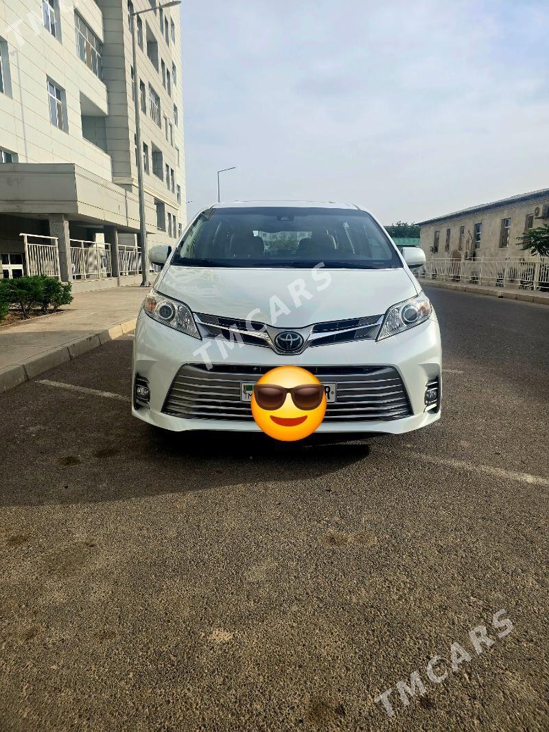 Toyota Sienna 2019 - 475 000 TMT - Мары - img 6