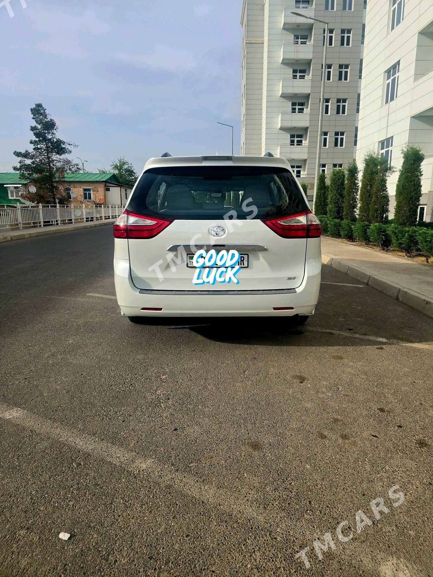 Toyota Sienna 2019 - 475 000 TMT - Мары - img 8