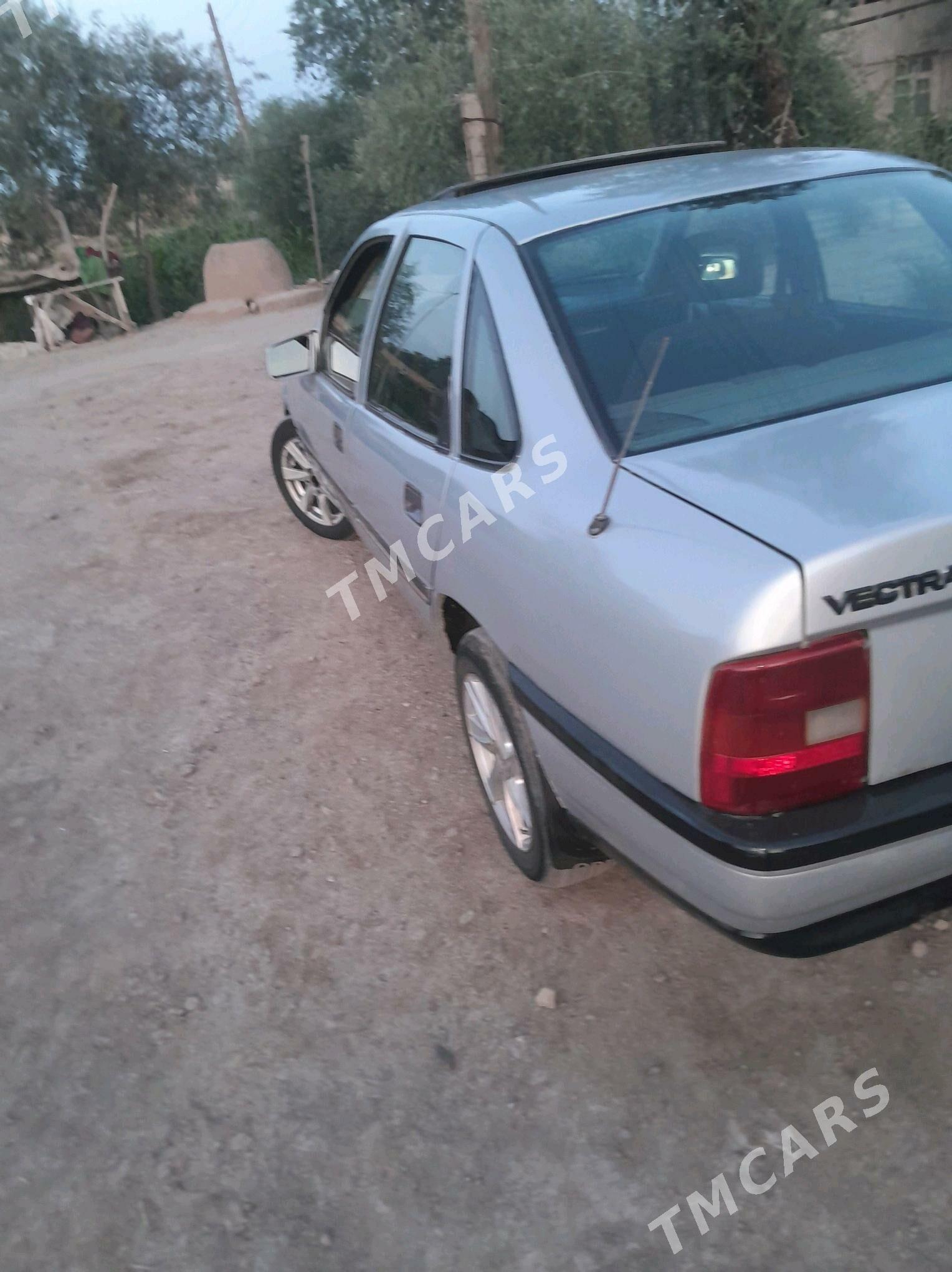 Opel Vectra 1992 - 30 000 TMT - Губадаг - img 4