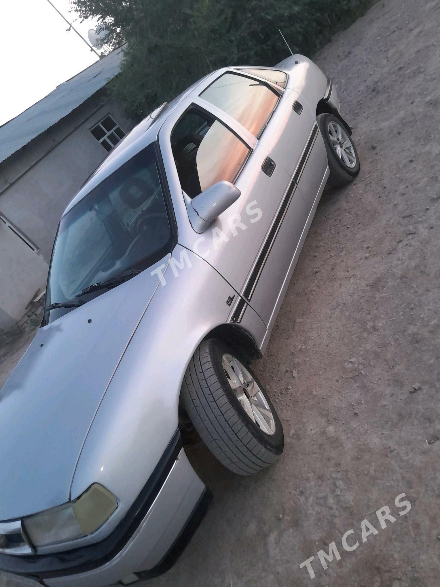 Opel Vectra 1992 - 30 000 TMT - Губадаг - img 5