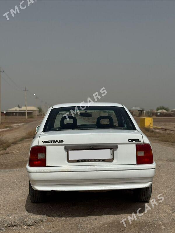 Opel Vectra 1990 - 24 000 TMT - Tejen - img 2