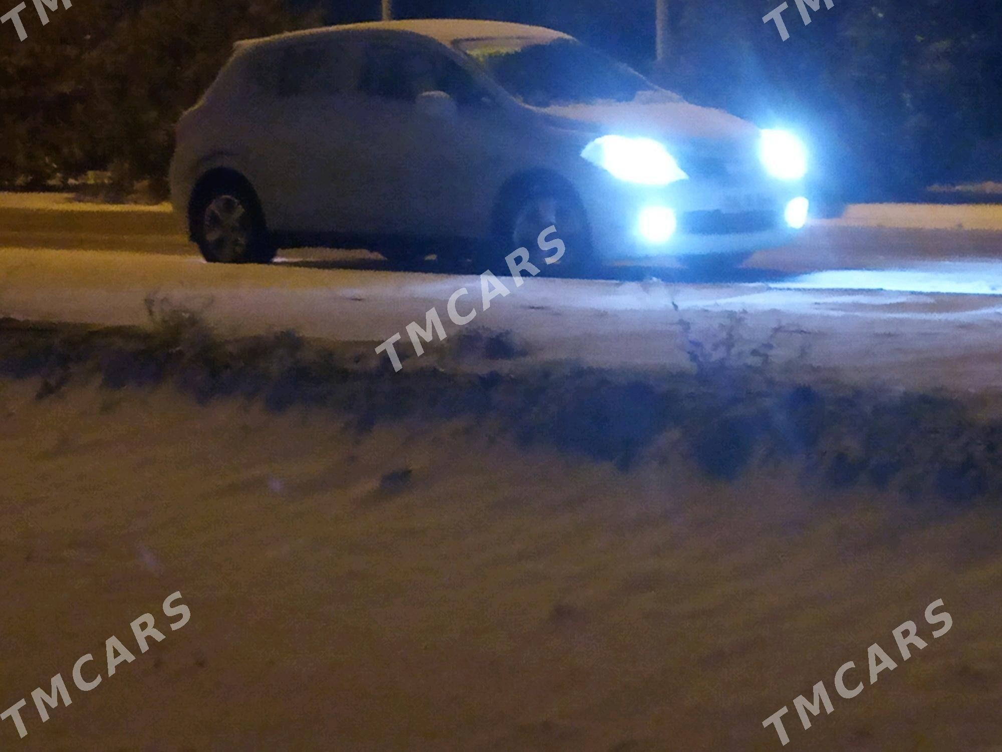 Nissan Tiida 2008 - 130 000 TMT - Аркадаг - img 6