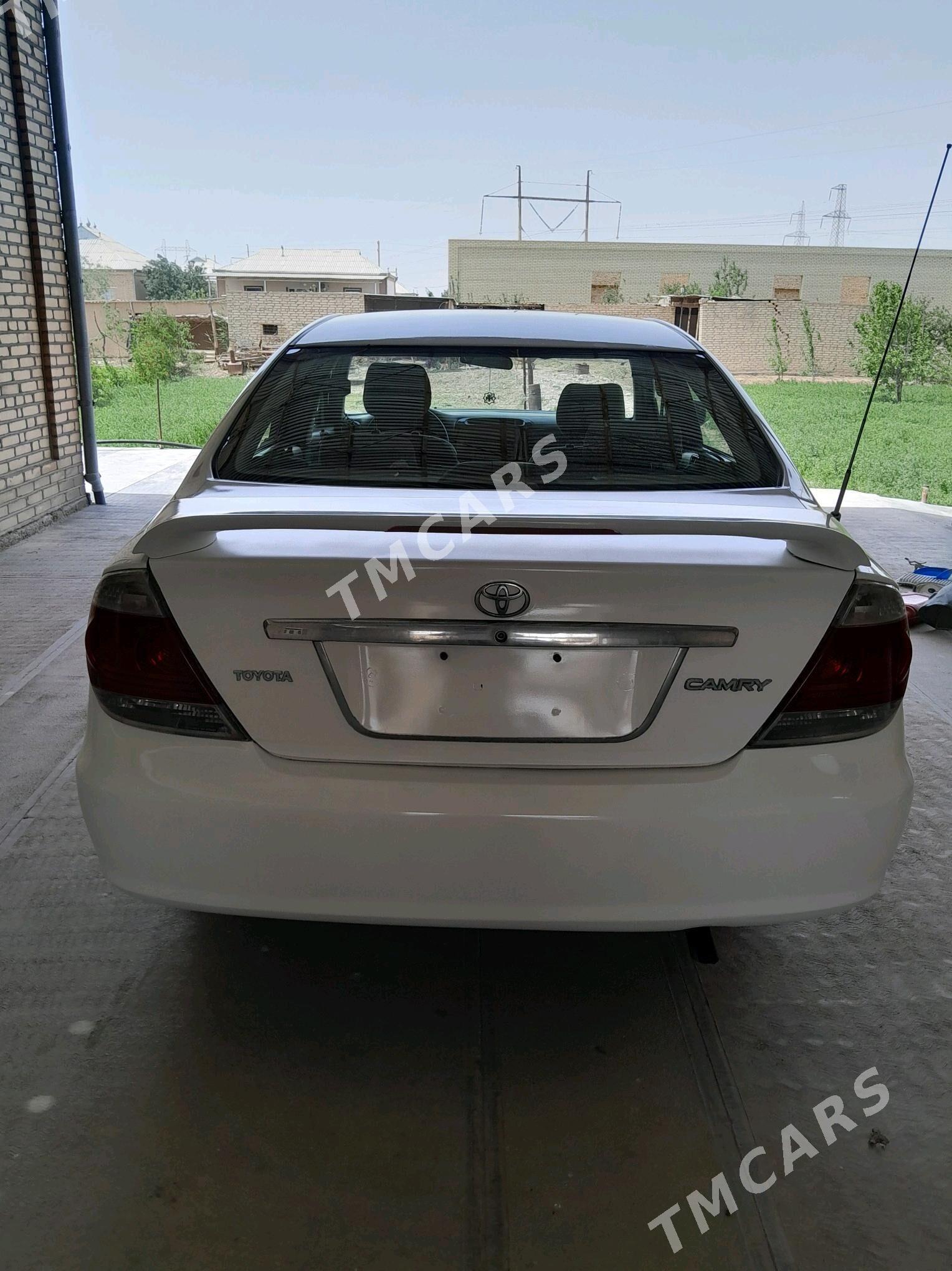 Toyota Camry 2004 - 120 000 TMT - Мургап - img 3