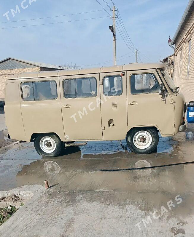 UAZ Profi 1999 - 35 000 TMT - Дянев - img 3