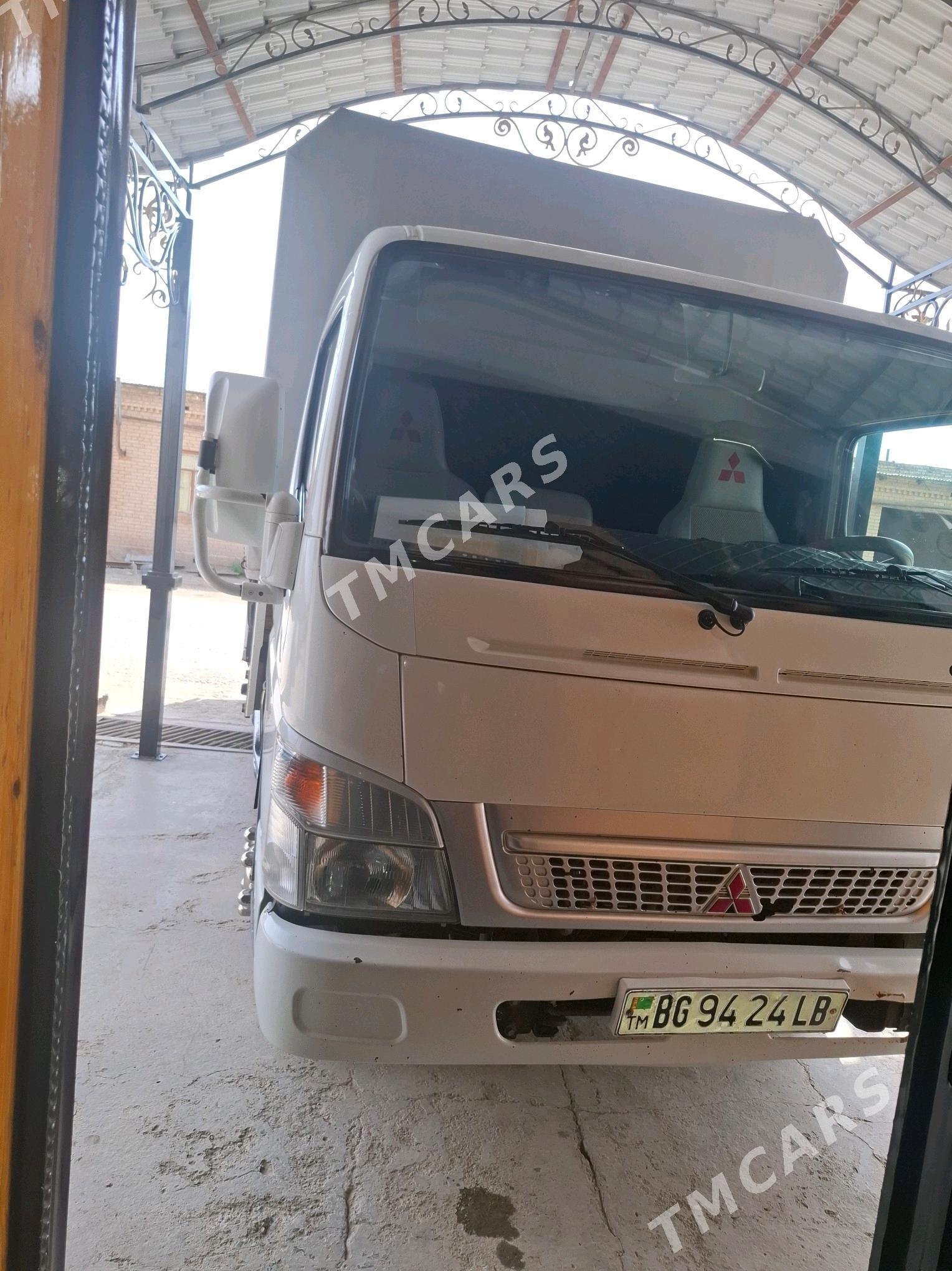 Mitsubishi Canter 2014 - 400 000 TMT - Türkmenabat - img 3