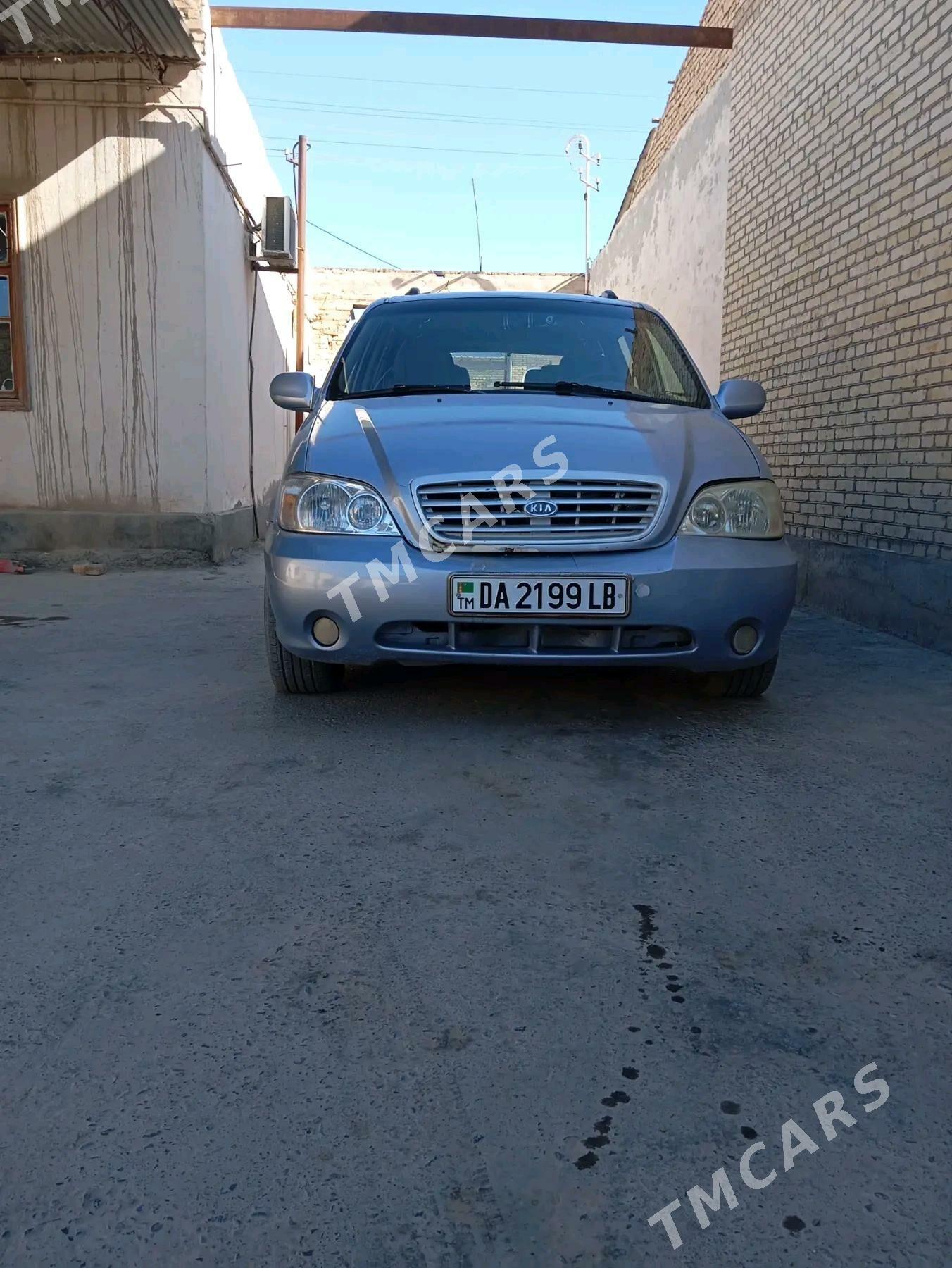 Kia Carnival 2001 - 55 000 TMT - Чарджоу - img 5