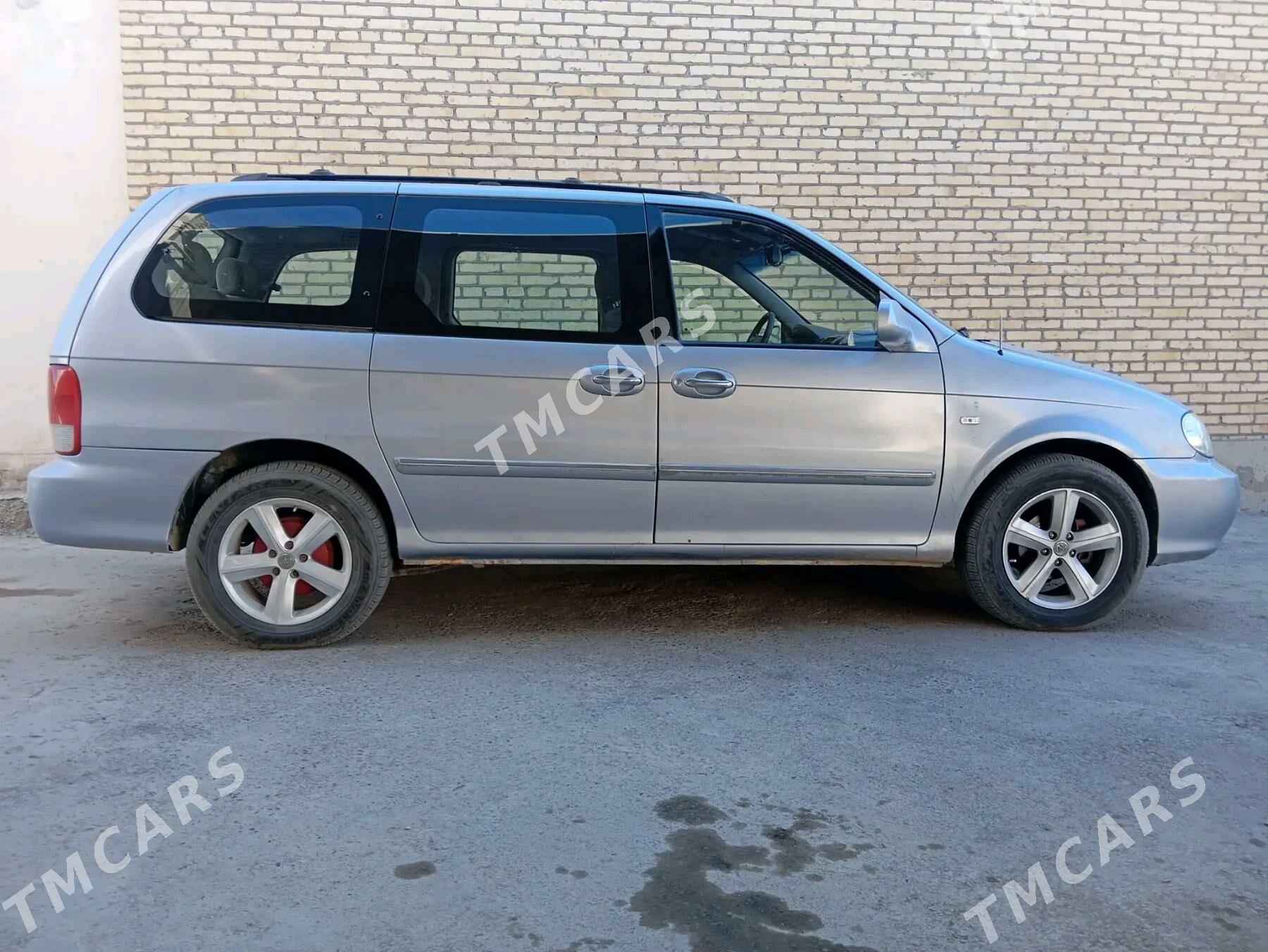 Kia Carnival 2001 - 55 000 TMT - Чарджоу - img 3