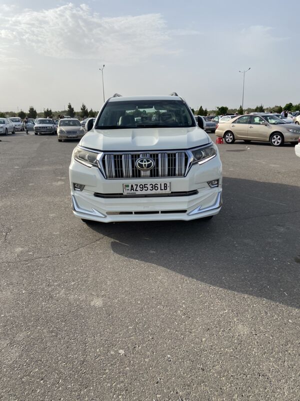 Toyota Land Cruiser Prado 2011 - 560 000 TMT - Dänew - img 8