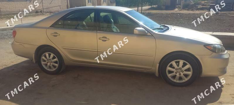 Toyota Camry 2005 - 145 000 TMT - Дянев - img 7