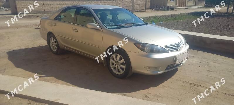 Toyota Camry 2005 - 145 000 TMT - Дянев - img 3