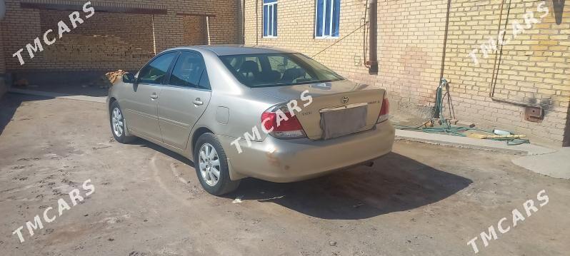 Toyota Camry 2005 - 145 000 TMT - Дянев - img 9